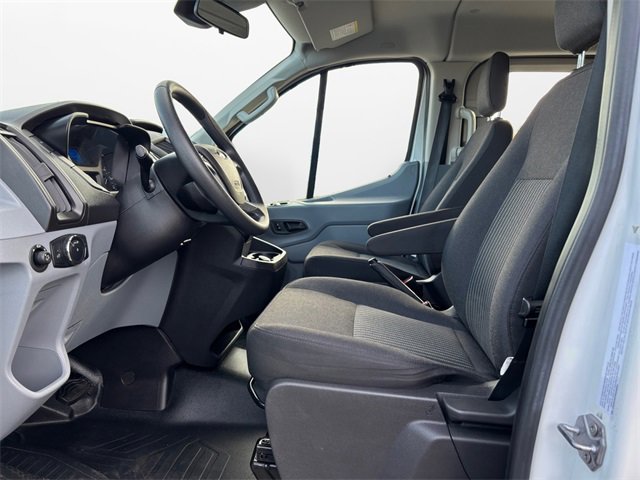 Used 2019 Ford Transit 350 XL image 9