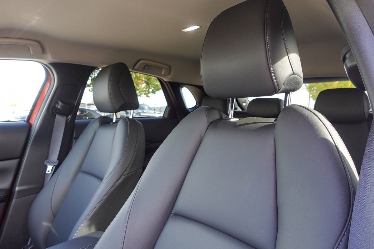 Certified 2025 MAZDA CX-30 AWD 2.5 S w/ Select Sport Pkg image 10