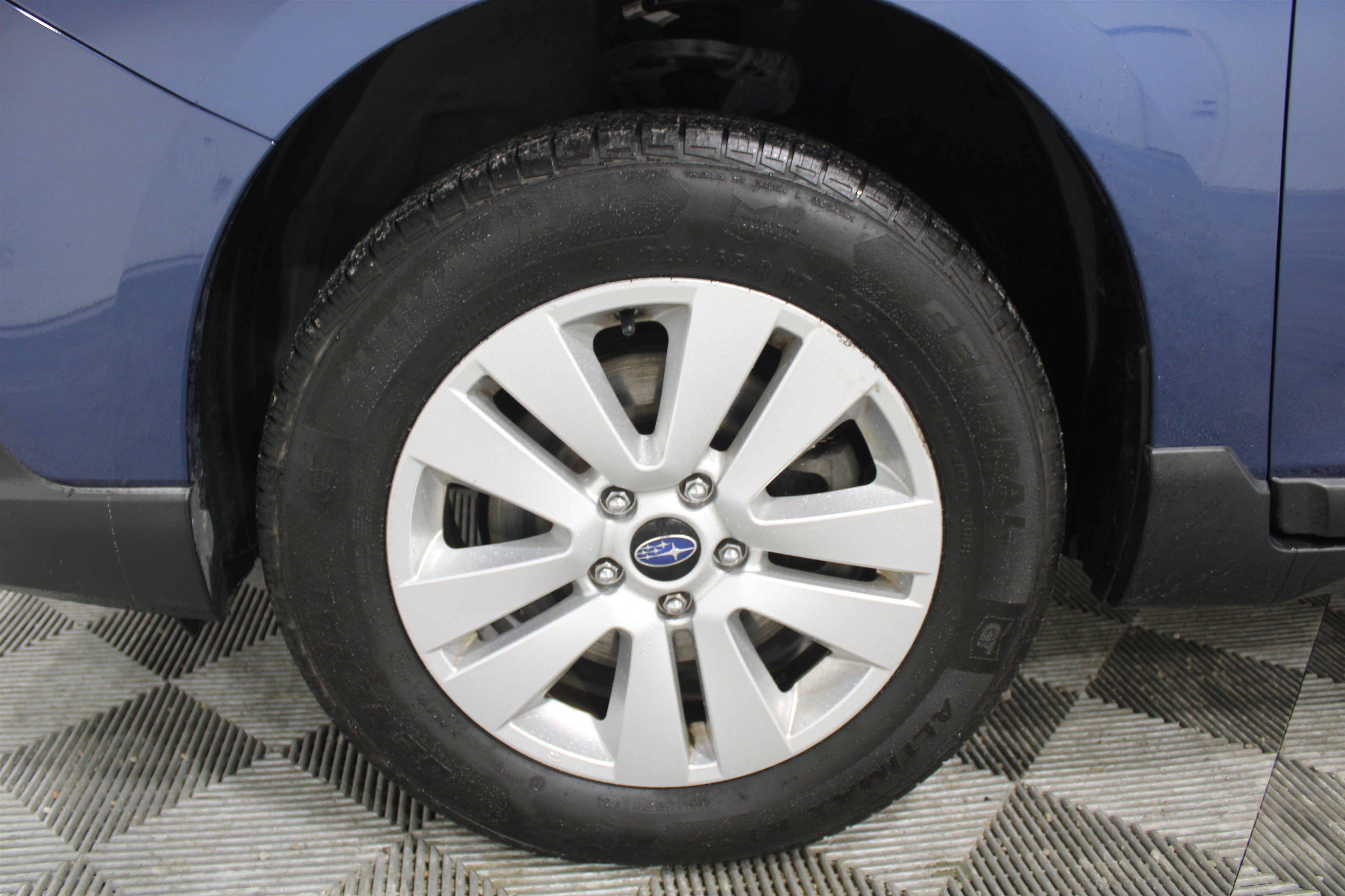 Used 2019 Subaru Outback 2.5i Premium AWD/4WD image 9