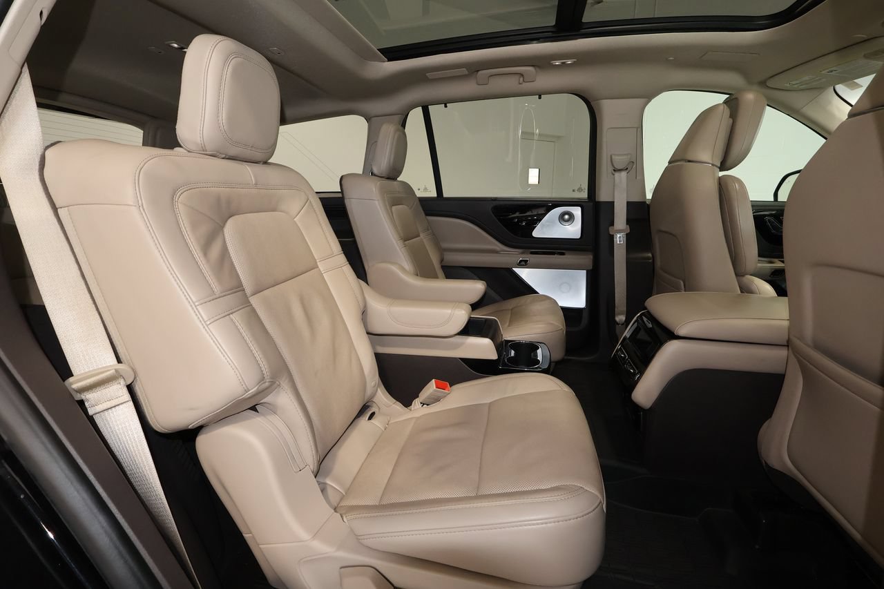 Used 2021 Lincoln Aviator Reserve w/ Equipment Group 202A AWD/4WD image 27