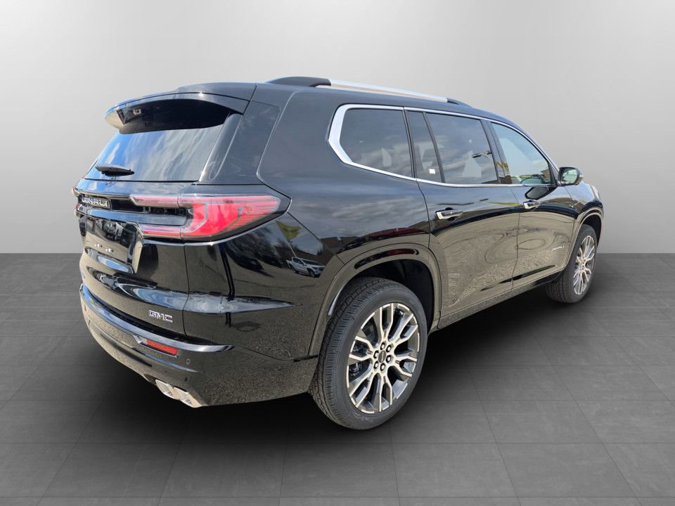 New 2026 GMC Acadia Denali Ultimate w/ LPO, Floor Liner Package AWD/4WD image 4