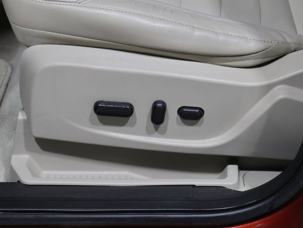 Used 2014 Ford Escape Titanium AWD/4WD image 11