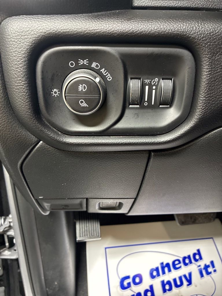 Used 2024 RAM 2500 Laramie w/ Safety Group AWD/4WD image 14