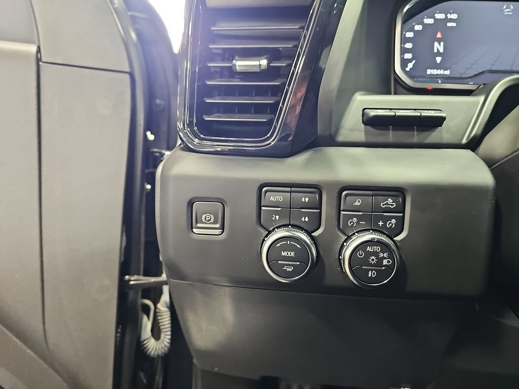 Used 2022 GMC Sierra 1500 AT4X AWD/4WD image 26