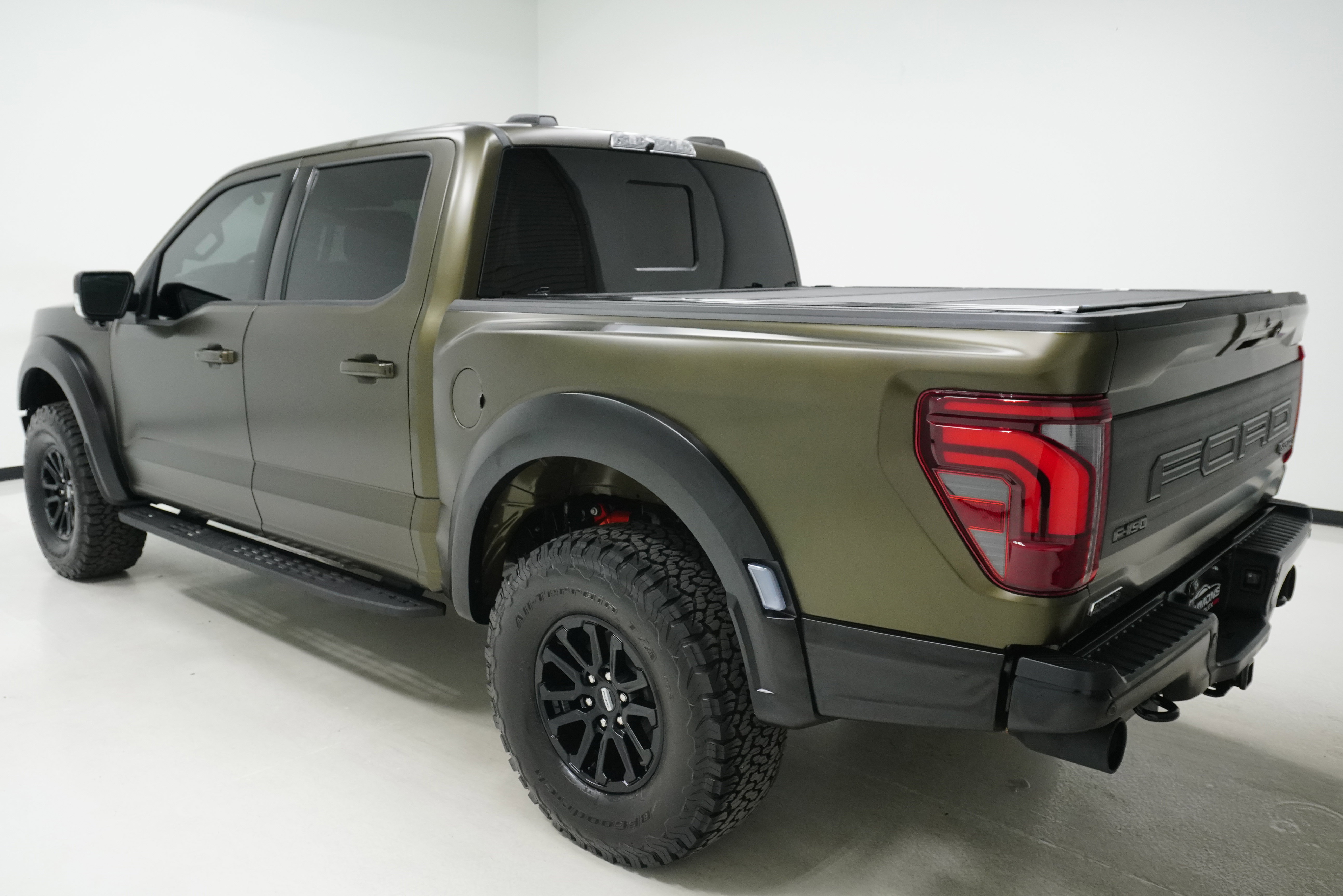 Used 2025 Ford F150 Raptor image 5