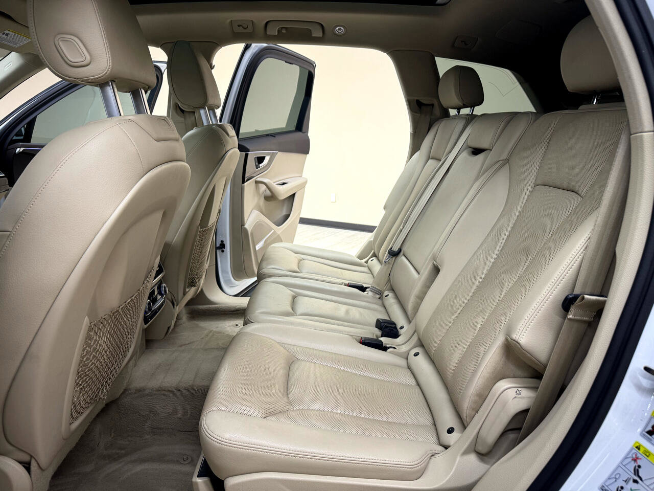 Used 2018 Audi Q7 3.0T Prestige image 37