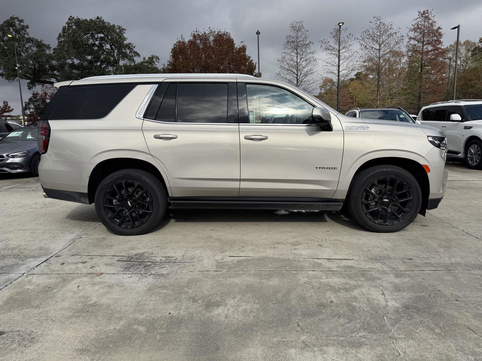 Used 2023 Chevrolet Tahoe High Country w/ Premium Package 2 image 27