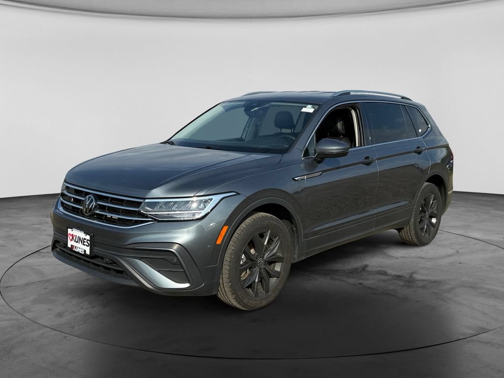 Used 2024 Volkswagen Tiguan Wolfsburg Edition AWD/4WD image 5