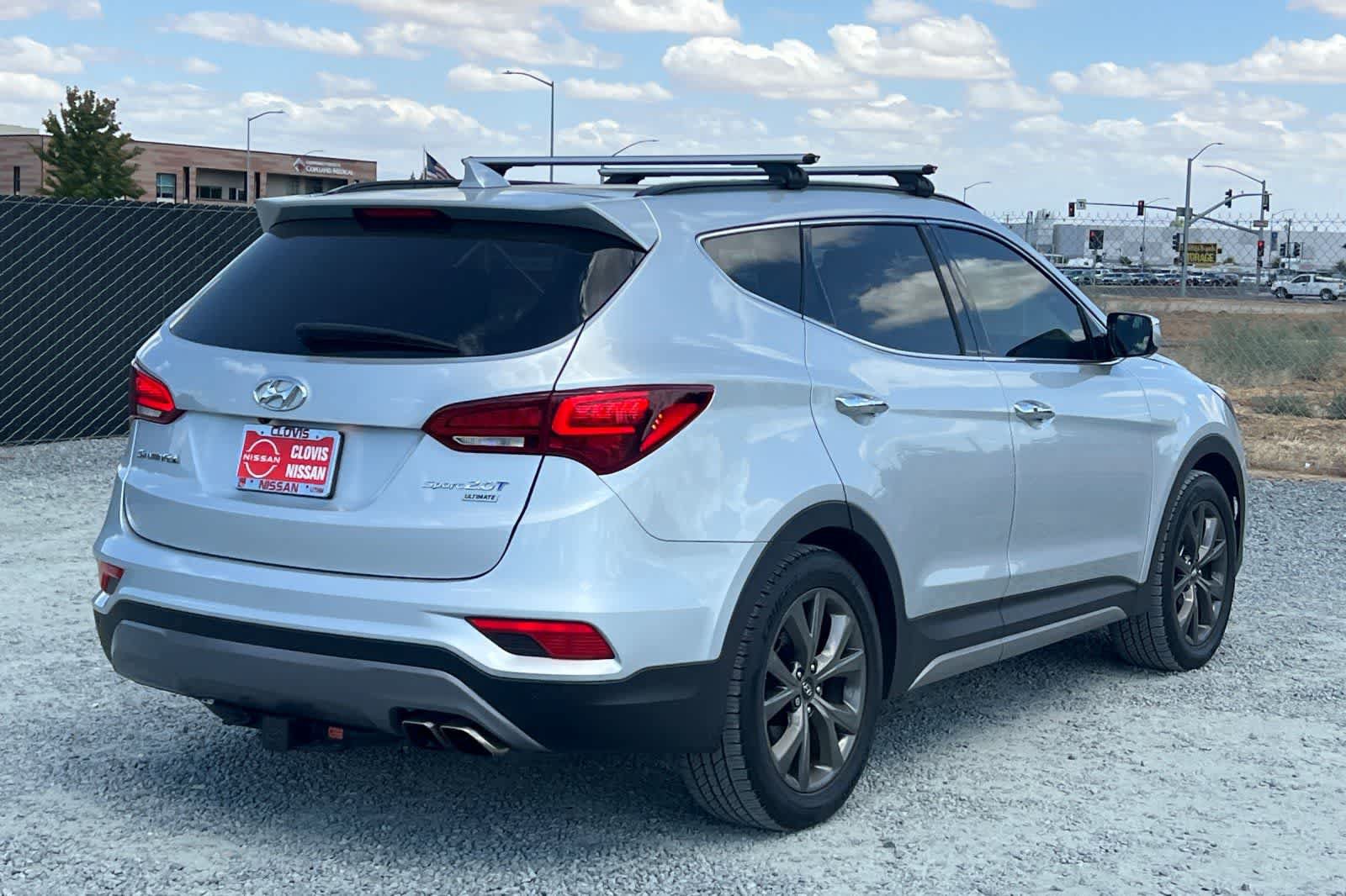 Used 2018 Hyundai Santa Fe Sport w/ 2.0T Ultimate Tech Package 05 FWD image 3