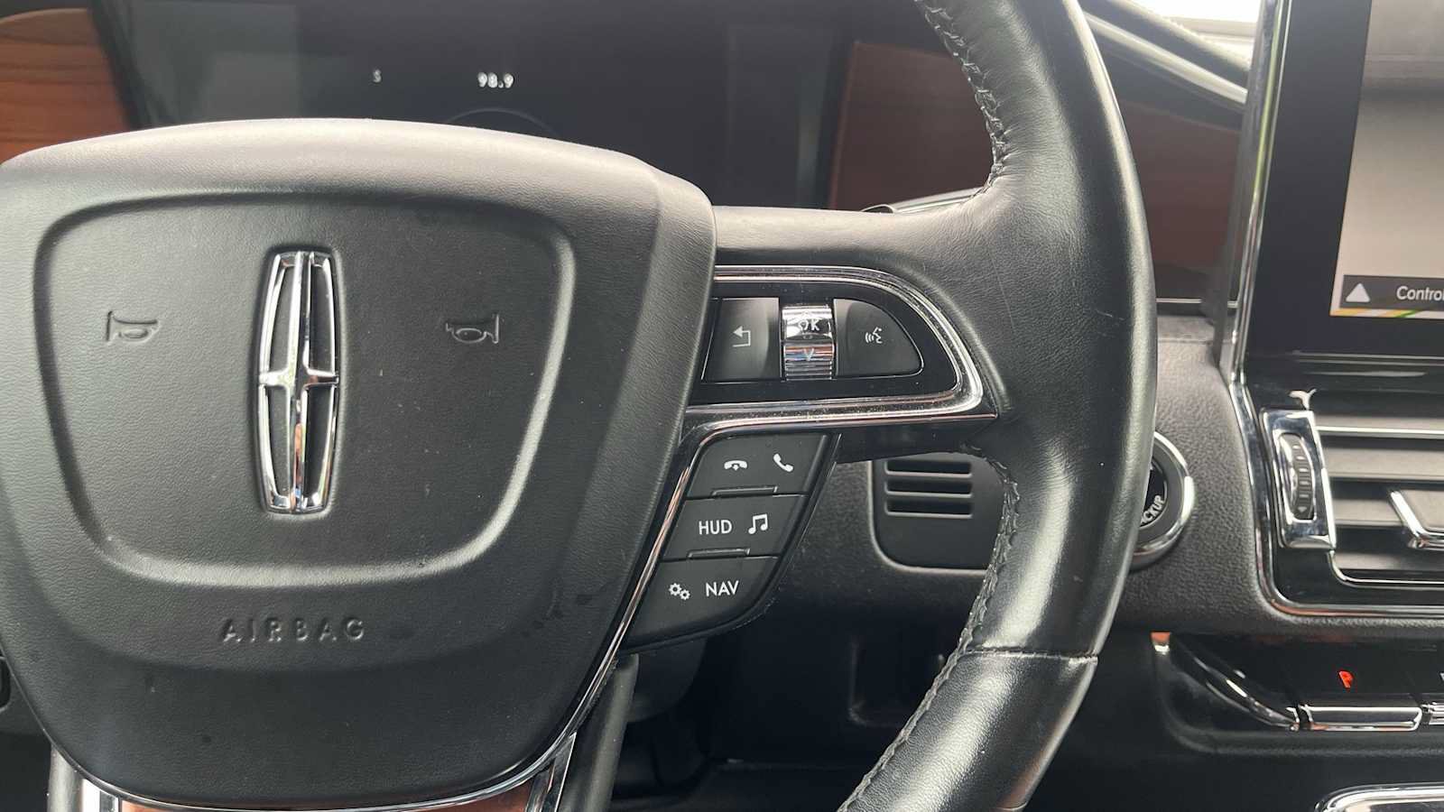 Used 2019 Lincoln Navigator Reserve AWD/4WD image 43