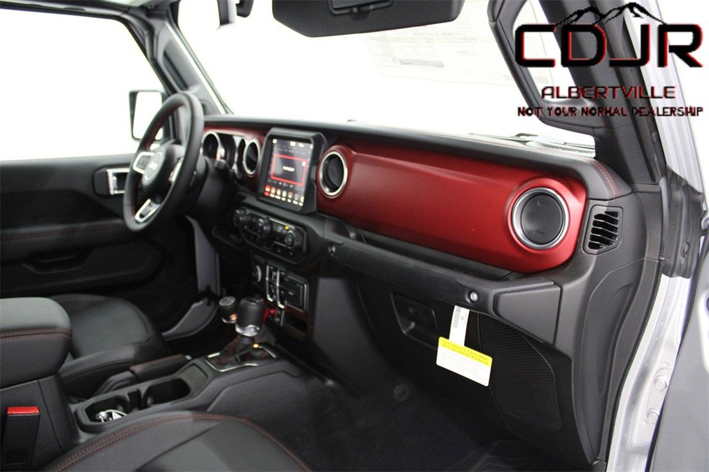 Used 2023 Jeep Gladiator Rubicon w/ Cold Weather Group image 26