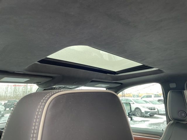 Used 2025 GMC Sierra 2500 Denali Ultimate w/ Max Trailering Package image 30