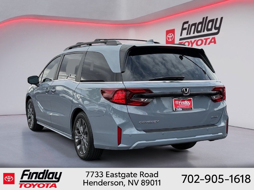 Used 2025 Honda Odyssey Touring image 2