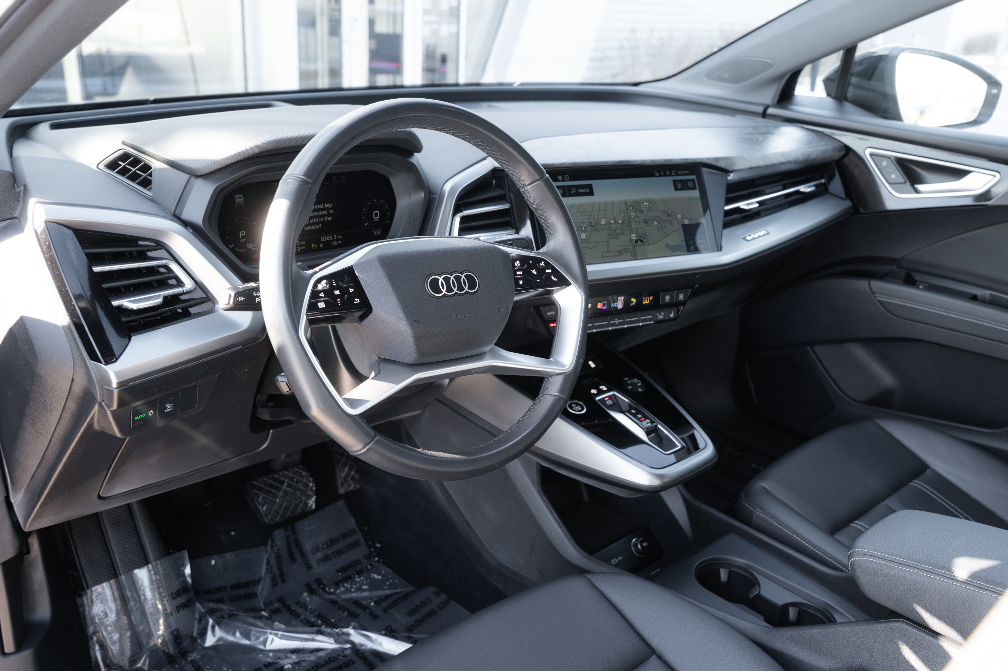 Certified 2024 Audi Q4 e-tron Prestige image 9