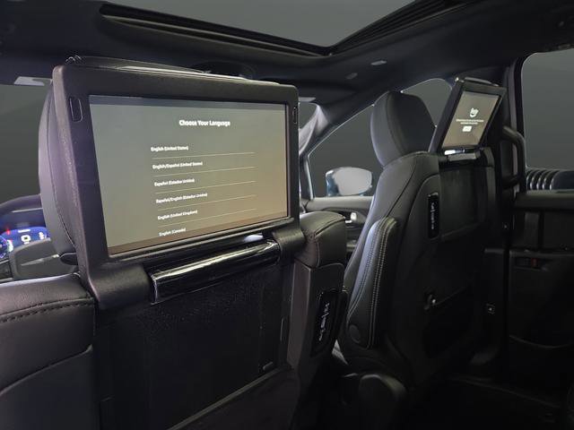 New 2026 Chrysler Pacifica Select FWD image 12