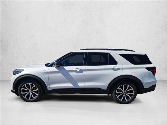Certified 2025 Ford Explorer ST-Line w/ Premium Package RWD image 10
