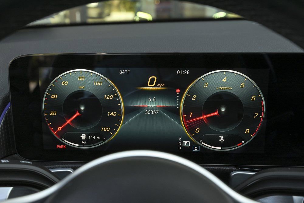 Used 2022 Mercedes-Benz GLB 250 image 27