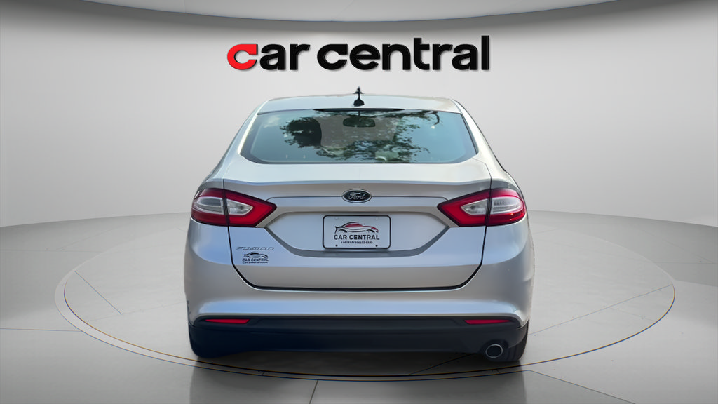 Used 2014 Ford Fusion S FWD image 4