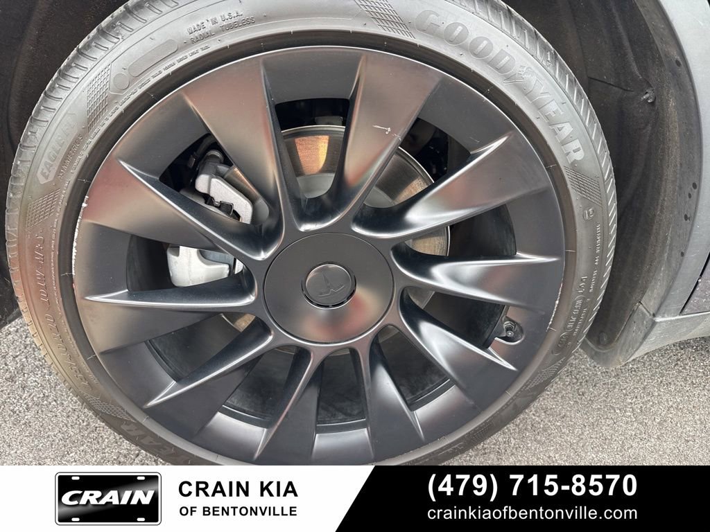 Used 2023 Tesla Model Y Long Range AWD/4WD image 12