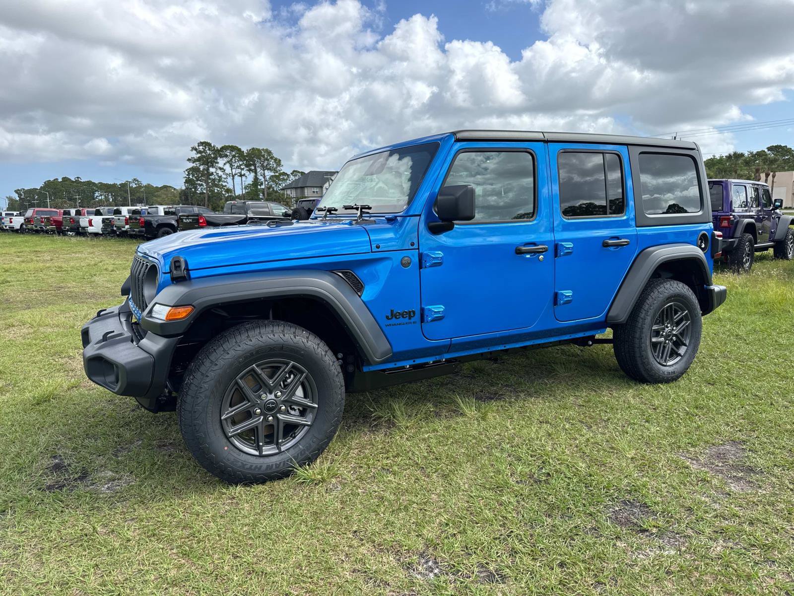 New 2026 Jeep Wrangler Unlimited Sport AWD/4WD image 7