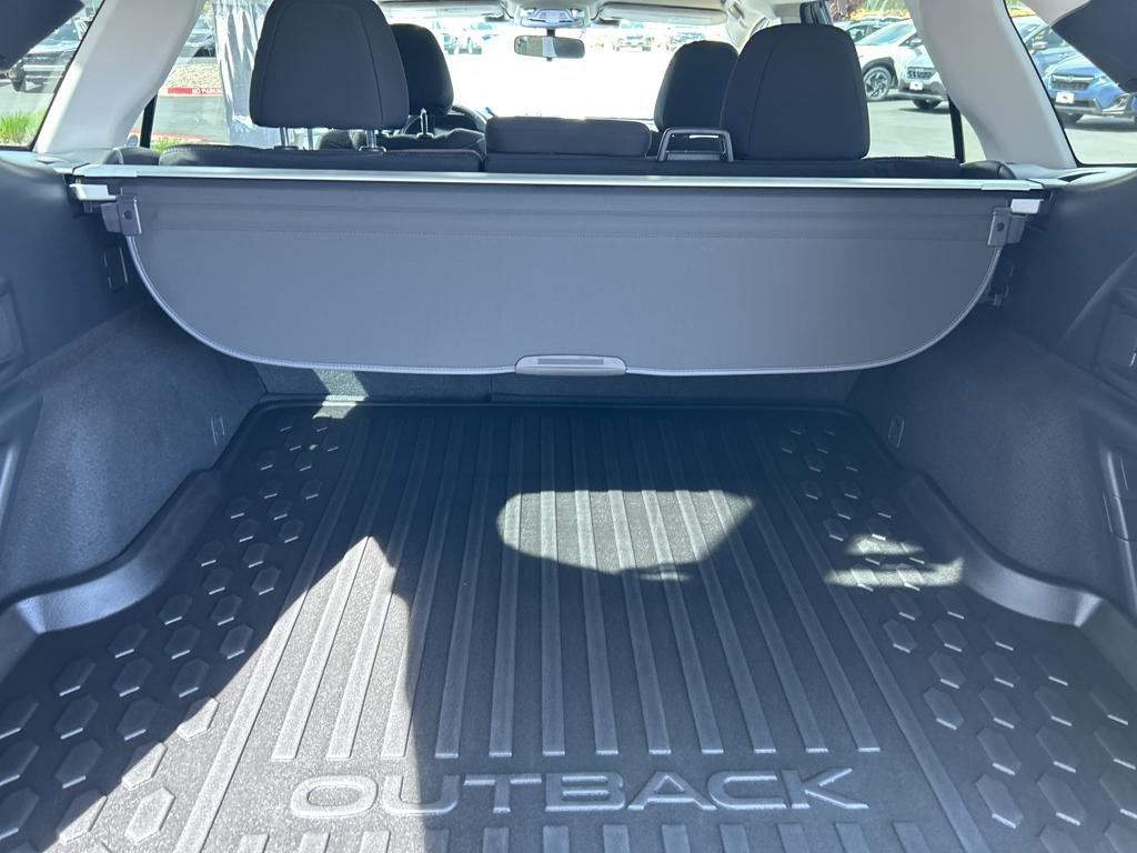 Certified 2024 Subaru Outback Premium image 7