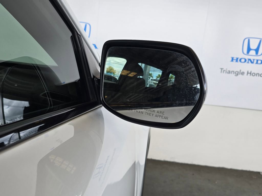 Used 2021 Honda CR-V LX image 31