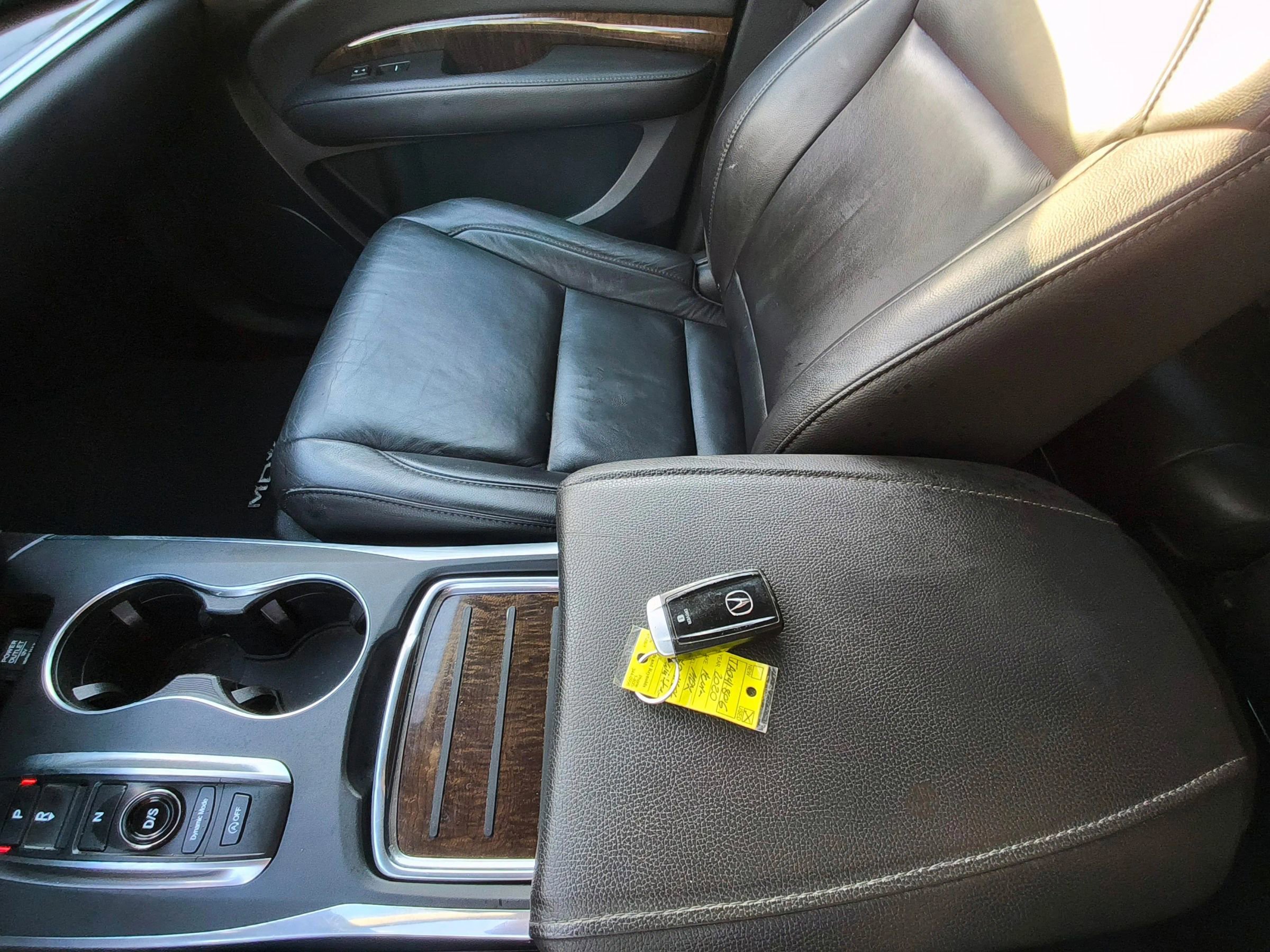 Used 2020 Acura MDX SH-AWD image 13