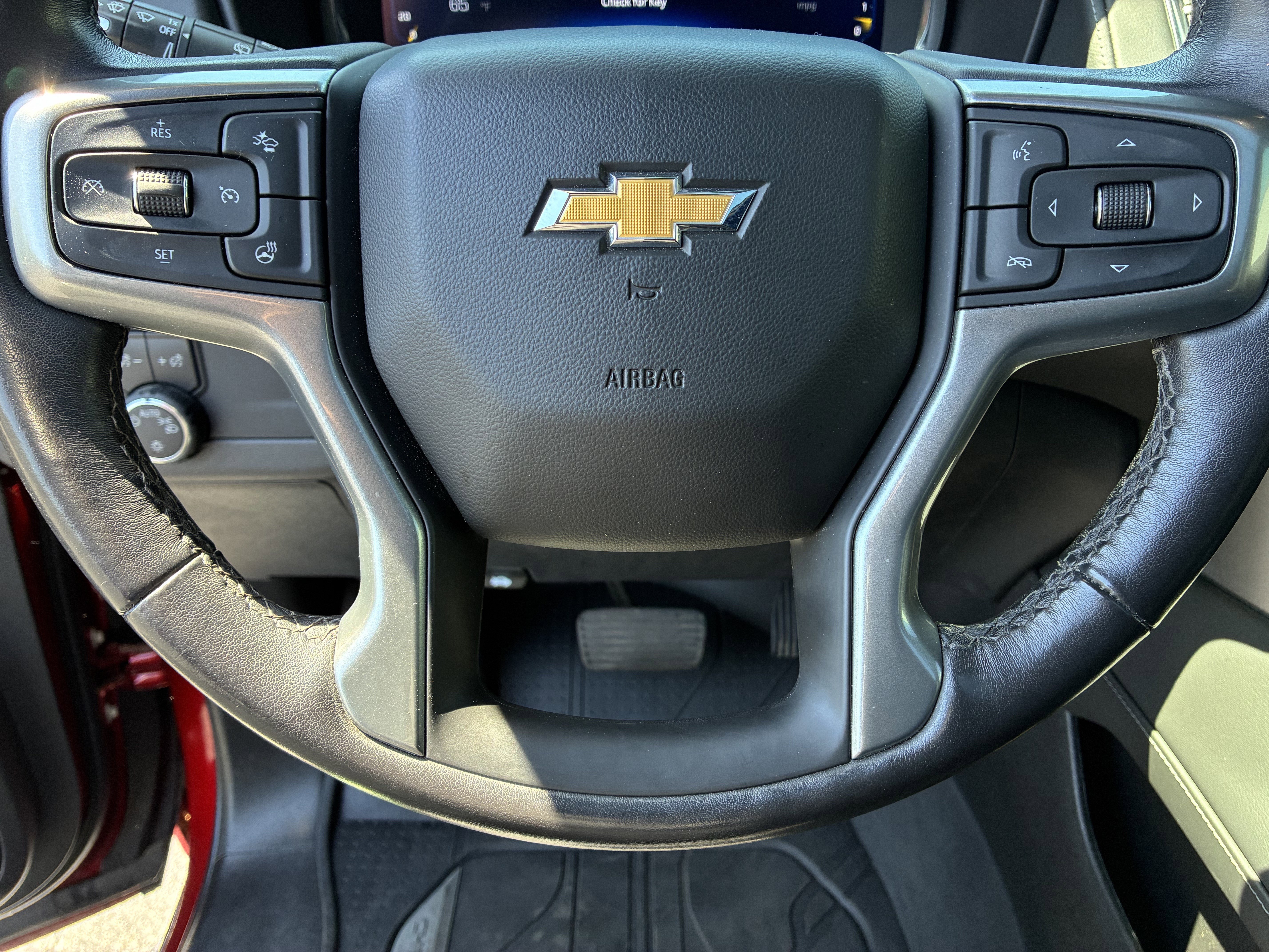 Used 2022 Chevrolet Tahoe LT w/ Luxury Package image 29