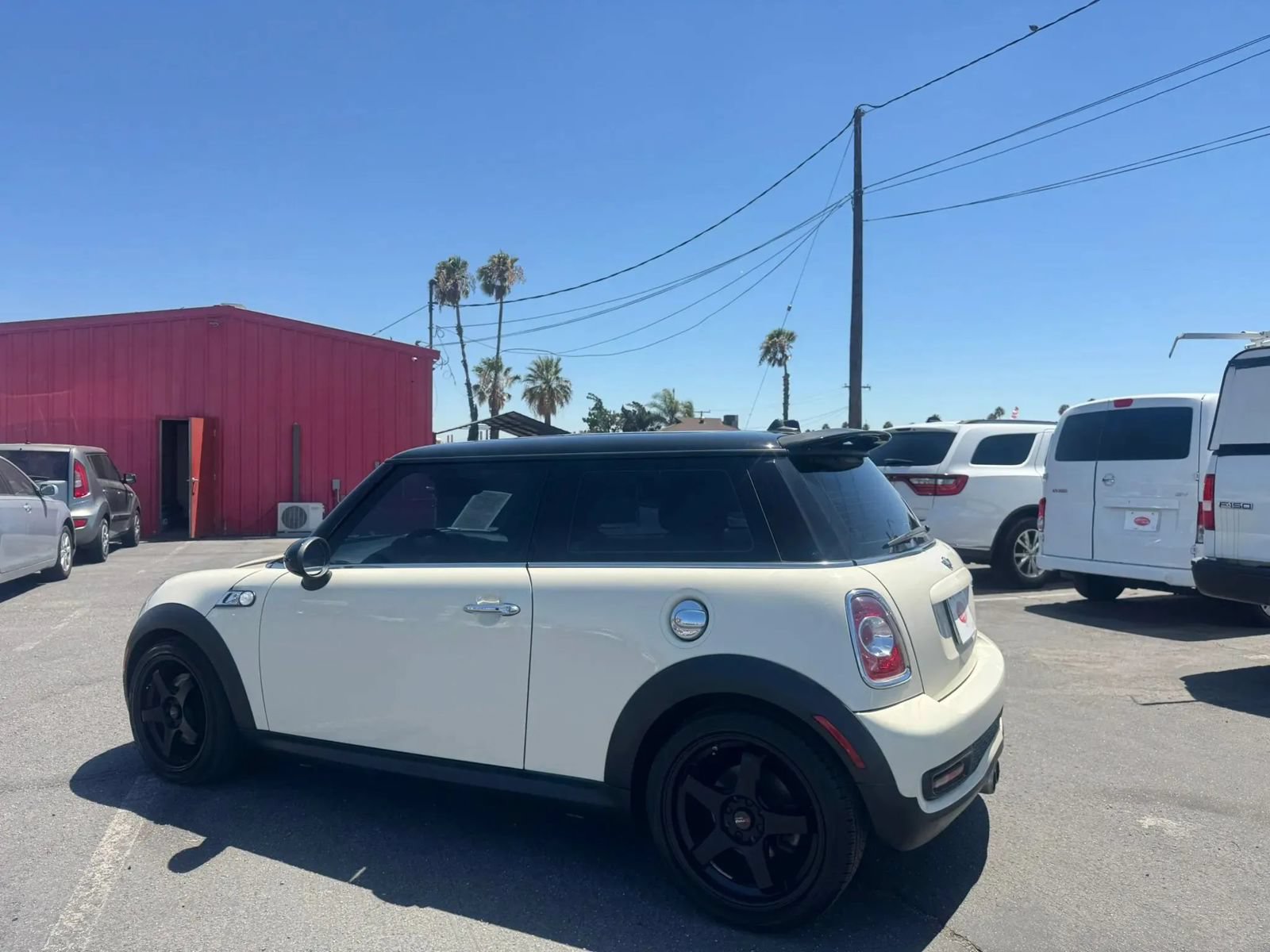 Used 2013 MINI Cooper S FWD image 4
