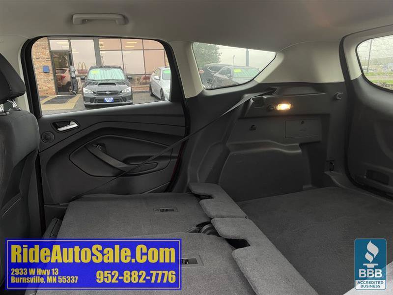 Used 2017 Ford Escape SE w/ Equipment Group 201A AWD/4WD image 36