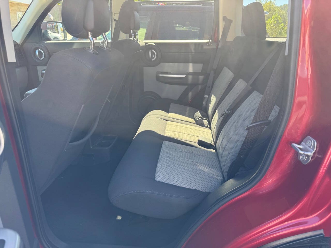 Used 2010 Dodge Nitro SXT AWD/4WD image 10