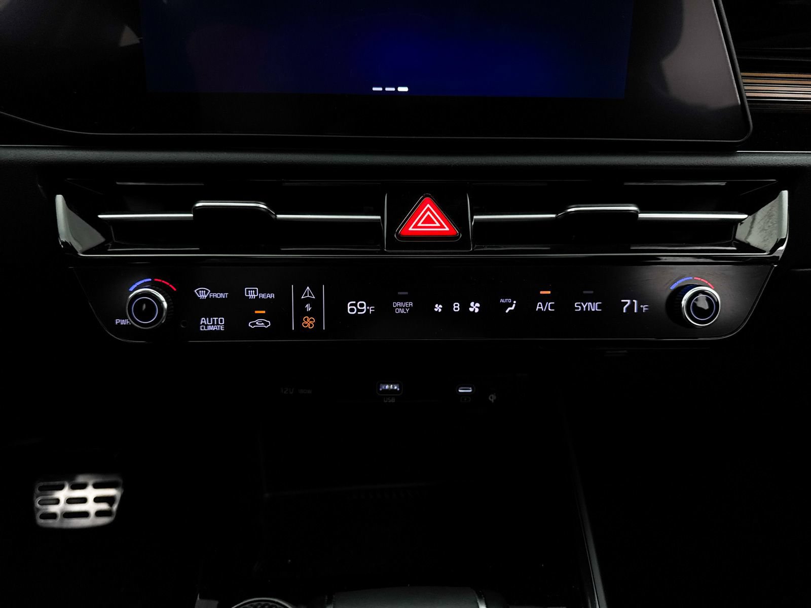 Certified 2025 Kia Niro EX Touring FWD image 25