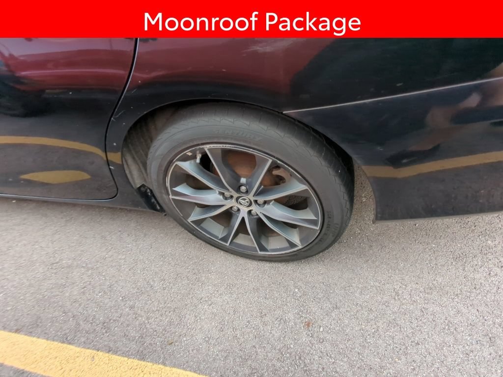 Used 2015 Toyota Camry XSE w/ Moonroof Package FWD image 5
