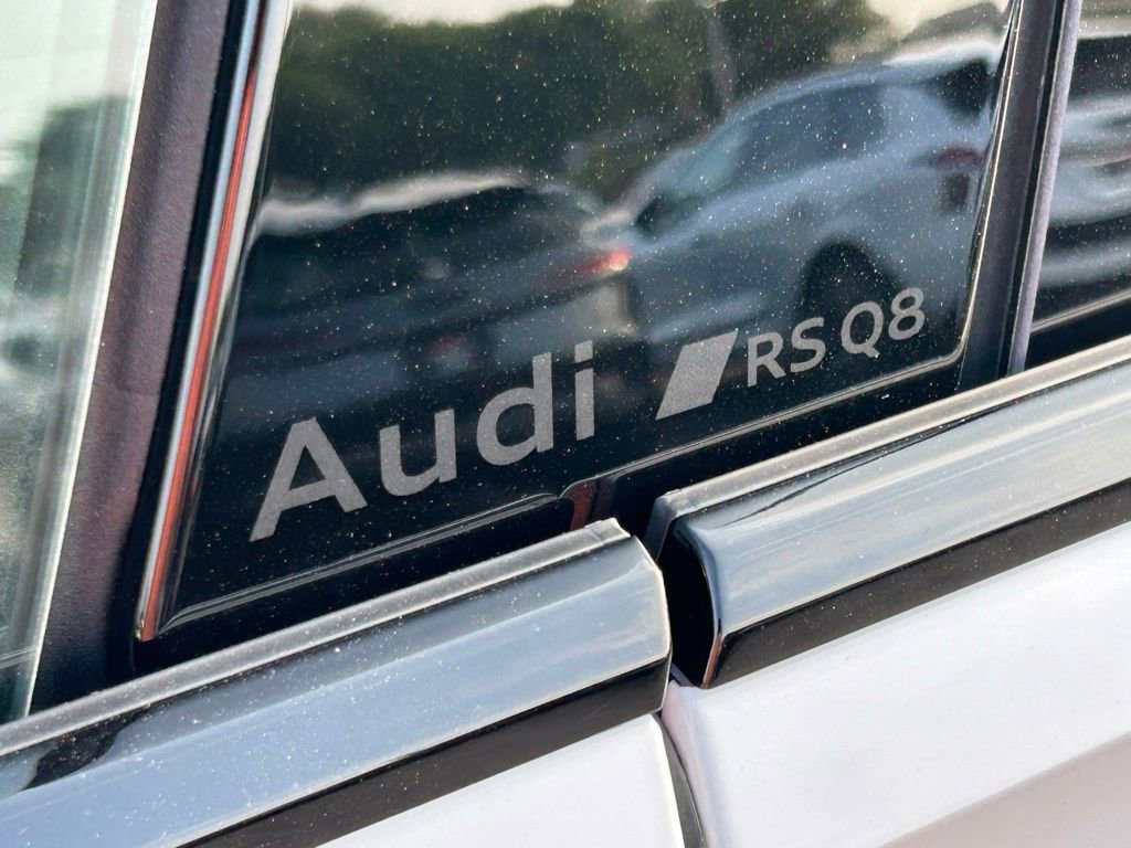 New 2026 Audi RS Q8 performance image 15