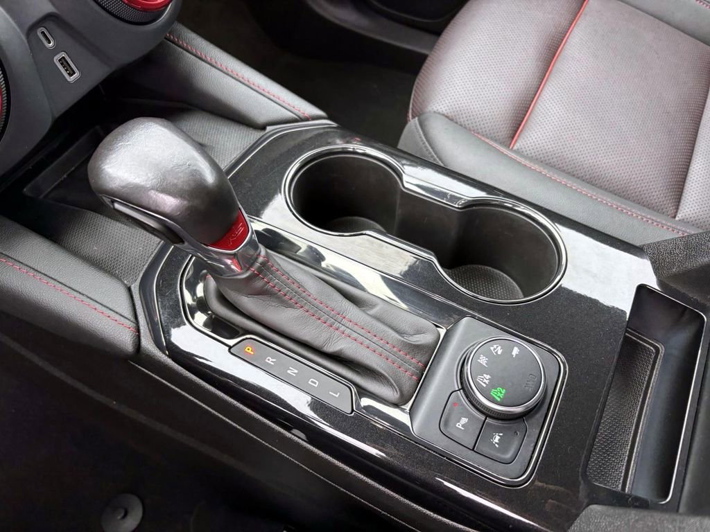 Used 2021 Chevrolet Blazer RS w/ Enhanced Convenience Package image 24