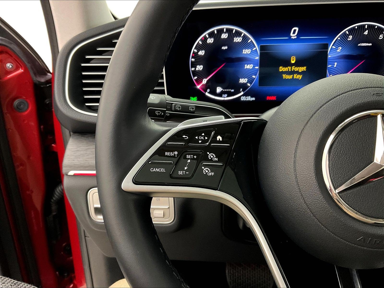 Certified 2025 Mercedes-Benz GLE 350 4MATIC image 11