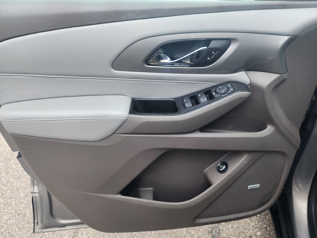 Used 2018 Chevrolet Traverse LT w/ LPO, Floor Liner Package image 29