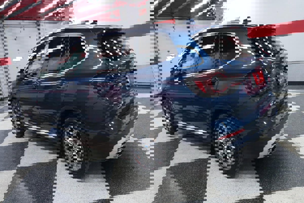 Used 2022 BMW X3 xDrive30i w/ Premium Package image 6