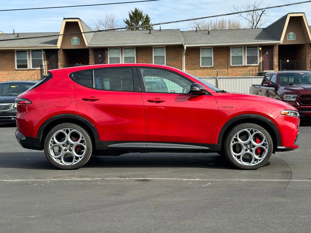 Used 2024 Alfa Romeo Tonale Veloce AWD/4WD image 8