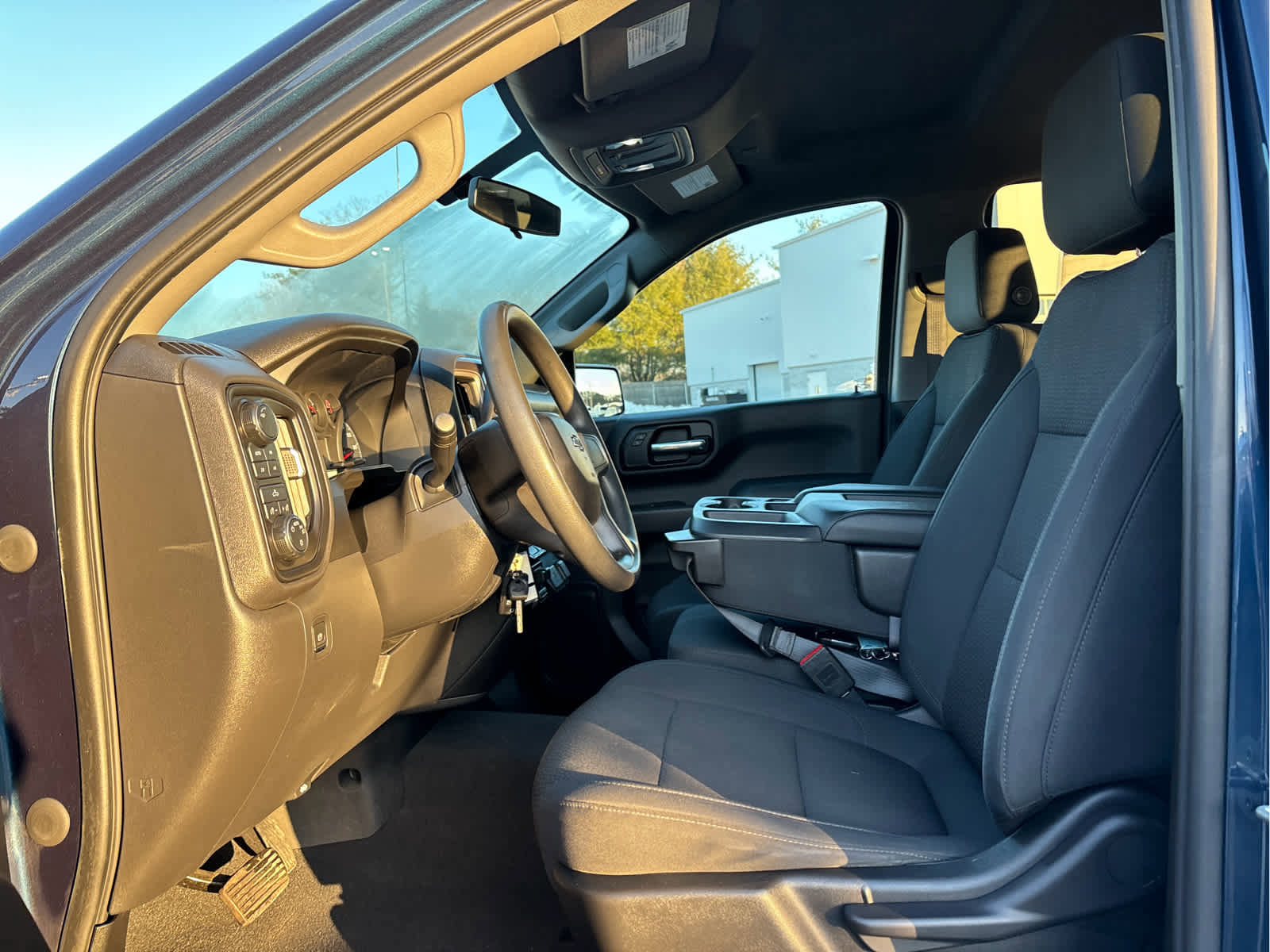 Used 2020 Chevrolet Silverado 1500 Custom Trail Boss w/ Custom Convenience Package image 6
