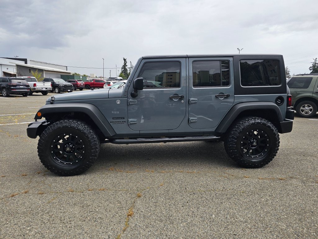 Used 2015 Jeep Wrangler Unlimited Sport w/ Quick Order Package 23S AWD/4WD image 5