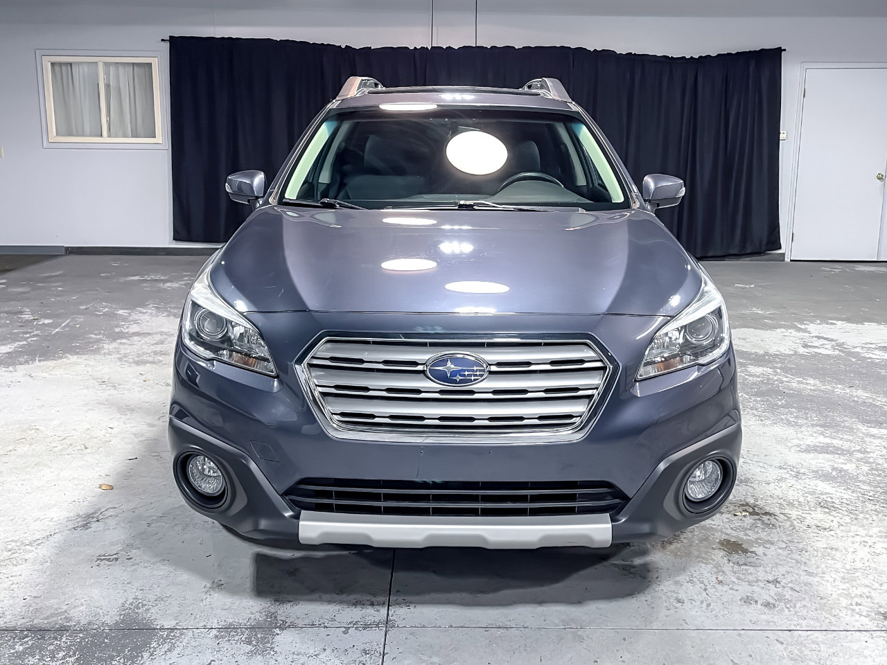 Used 2017 Subaru Outback 2.5i Limited image 3