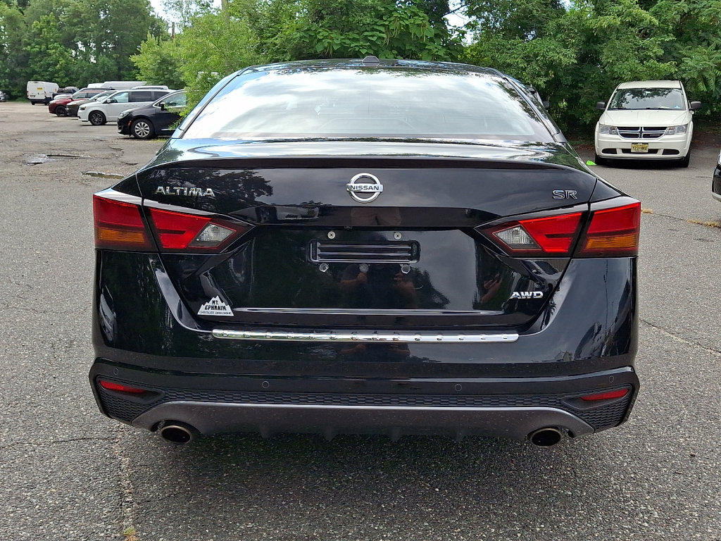 Used 2022 Nissan Altima 2.5 SR AWD/4WD image 4