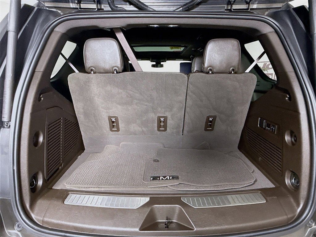Used 2021 GMC Yukon Denali image 31