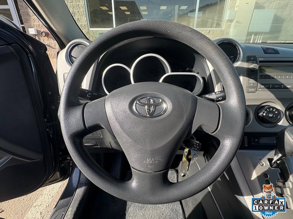 Used 2009 Toyota Matrix image 2