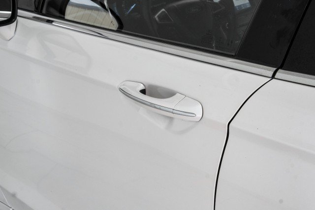 Used 2020 Ford Fusion SEL FWD image 41