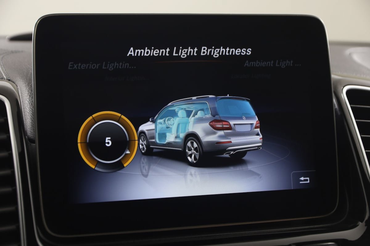 Used 2019 Mercedes-Benz GLS 550 4MATIC w/ Driver Assistance Package image 35