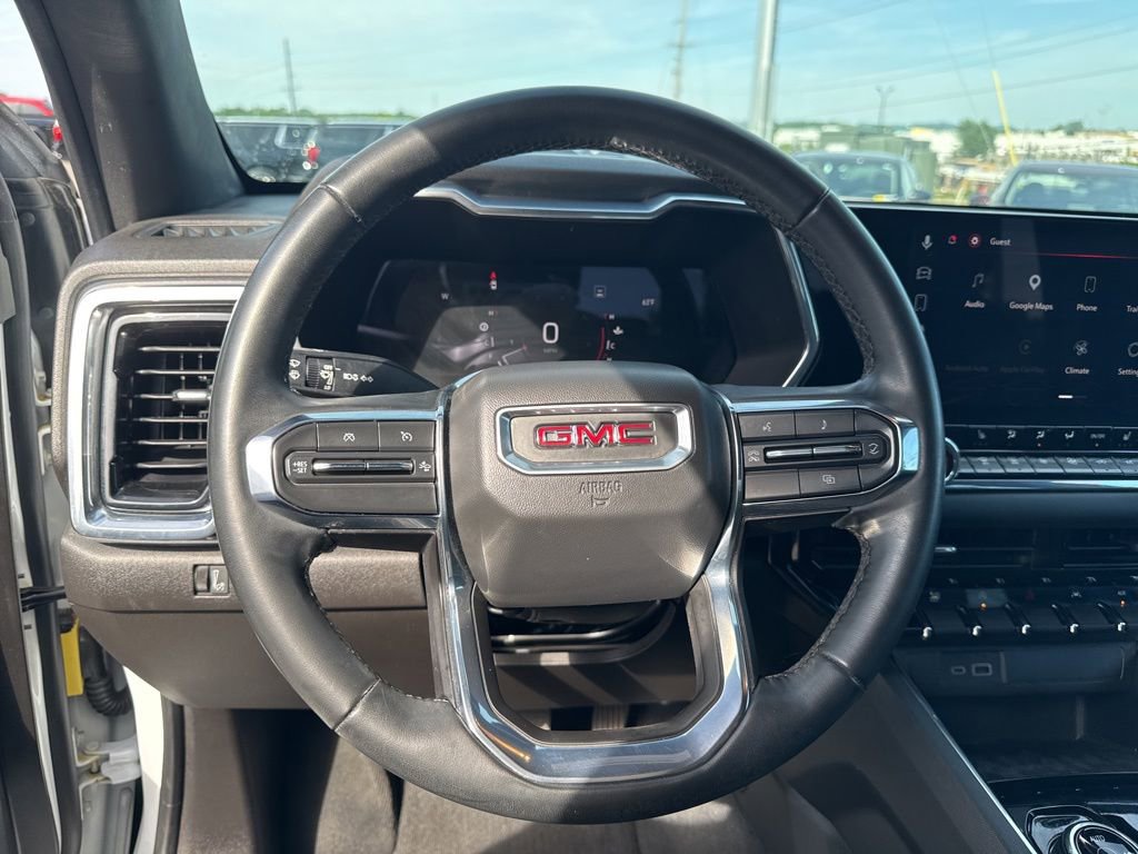 Used 2023 GMC Canyon Elevation w/ Elevation Premium Package AWD/4WD image 12
