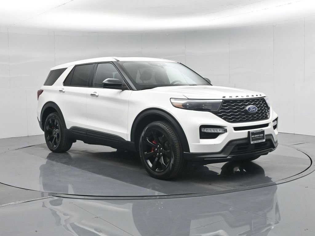 Certified 2022 Ford Explorer ST w/ ST Street Pack image 59