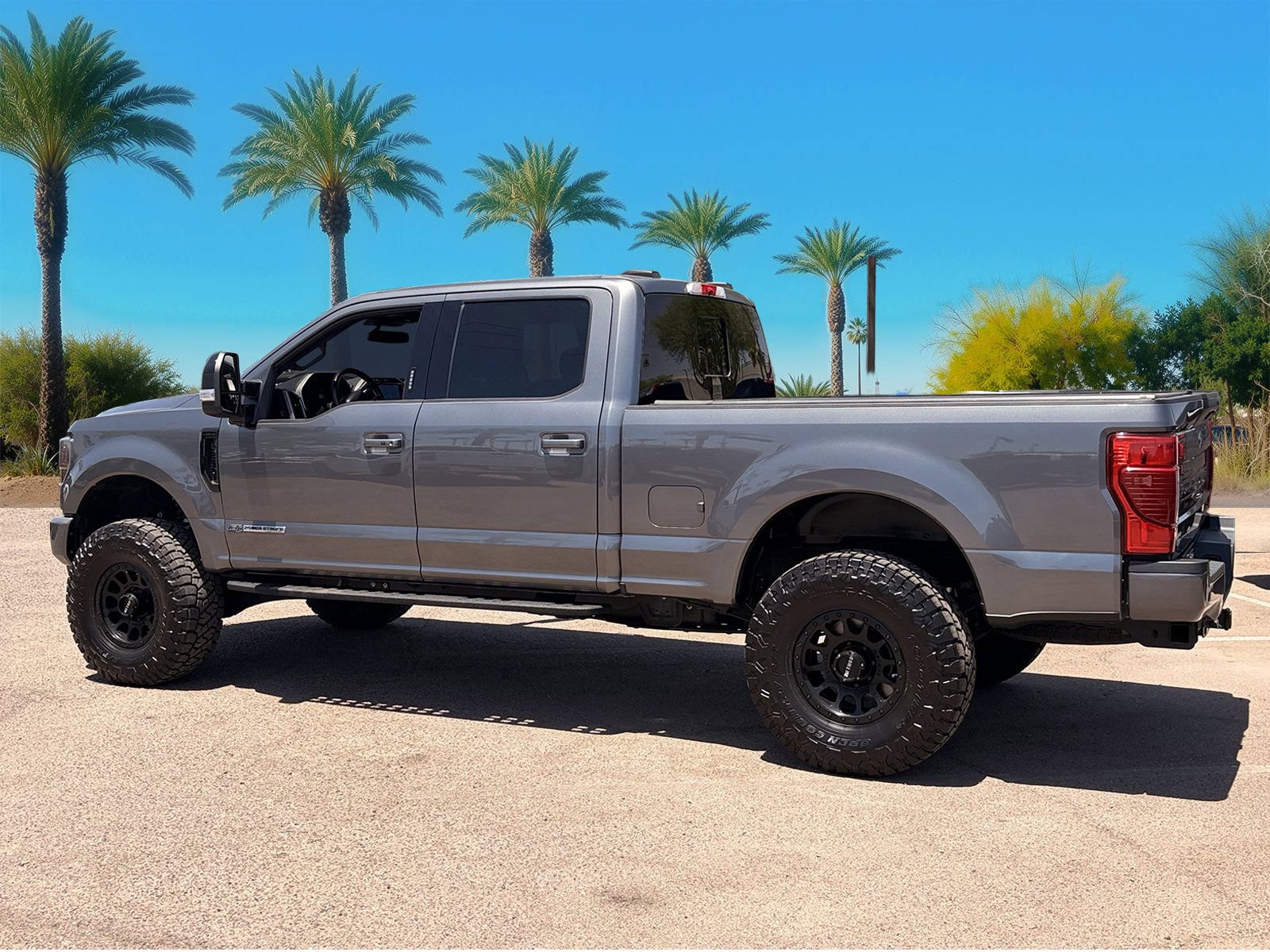 Certified 2022 Ford F250 Lariat w/ Lariat Ultimate Package AWD/4WD image 3